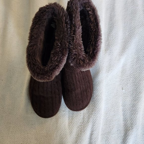SKECHERS brown winter fuzzy boots Size 9 - Picture 3 of 5